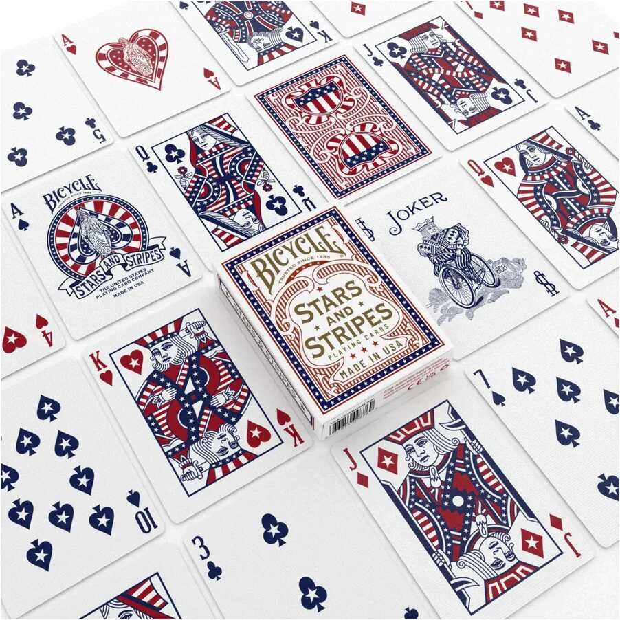 Bicycle Playing Cards: Stars & Stripes Components